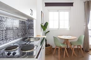 Naim Guest House Nerja