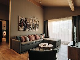 KURVE Apartments & Lounge
