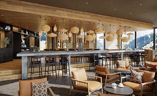 KURVE Apartments & Lounge