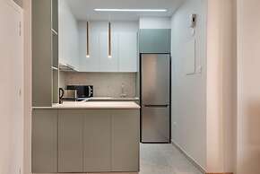 Phaedrus Living: Larnaca Tsimintia Retreat