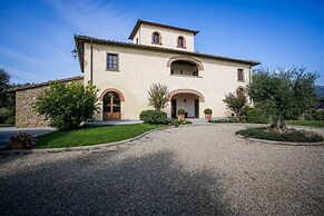 Timeless Tuscan Holiday Stay