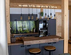 Chalet With Whirlpool tub