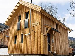 Chalet With Whirlpool tub