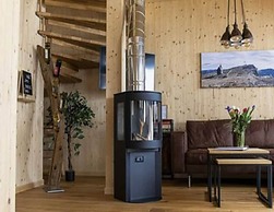 Chalet With Whirlpool tub