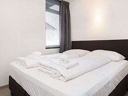 Apartment Near Sneekermeer With Marina Access