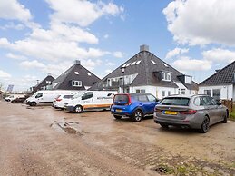 Apartment Near Sneekermeer With Marina Access
