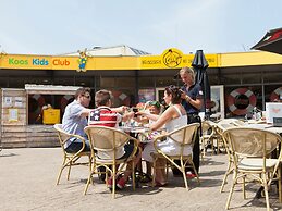 Restyled Villa Near sea in Domburg