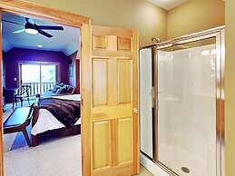 Magnificent Mountain Lodge by Taylor Made Deep Creek
