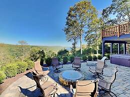 Magnificent Mountain Lodge by Taylor Made Deep Creek