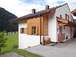 Serene Chalet in Konigsleiten With Swimming Pool