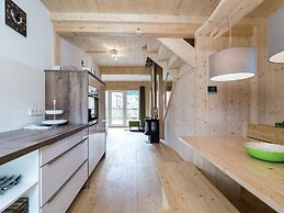 Exclusive Chalet With Whirlpool