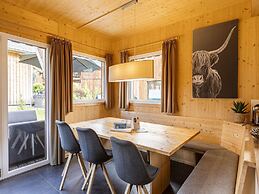 Exclusive Chalet With Whirlpool