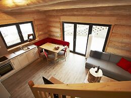 Cosy, Modern Canadian Wooden Chalet