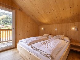 Tasteful Chalet Near ski Slope