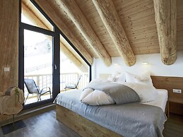 Wooden Chalet With Terrace in Ladis