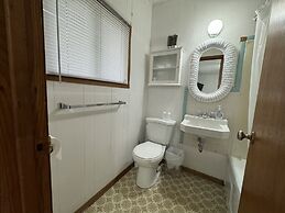 Lake Sparrow Guest House Inc
