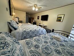 Lake Sparrow Guest House Inc