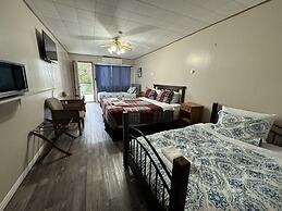 Lake Sparrow Guest House Inc