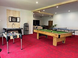 Lake Sparrow Guest House Inc