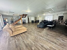 Lake Sparrow Guest House Inc