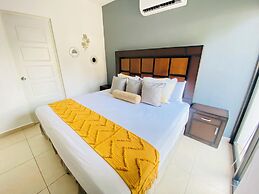 Bambu Residencial with Pool Near Beach