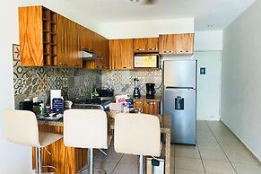Bambu Residencial with Pool Near Beach