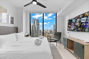 Luxury Condo in Downtown Miami