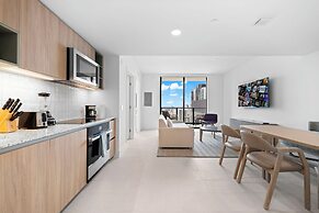Luxury Condo in Downtown Miami