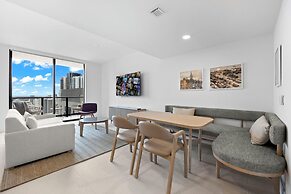 Luxury Condo in Downtown Miami