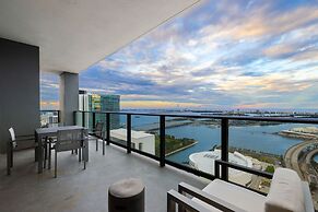Bayfront View PH 3BR in Downtown Miami