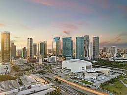 Bayfront View PH 3BR in Downtown Miami