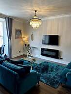 Bijou Boutique Deluxe One Bed Apartment