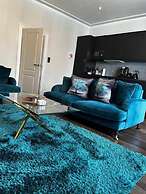 Bijou Boutique Deluxe One Bed Apartment