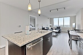 Modern getaway in Reston 2 bedroom
