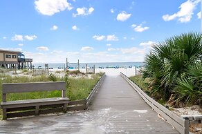 Seawind 1208 Beach Front 3 2 Zero Entry Pool