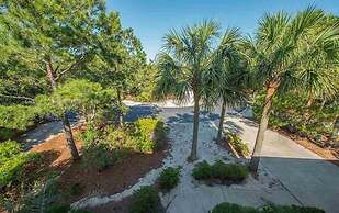 Sea La Vie Martinique on the Gulf Sleeps 11