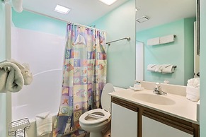 Windward Pointe 903- Beachfront Indoor Outdoor Pool