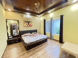 GoBravo 37 - 2Bhk Farm with Pool & Garden Sec150 Noida