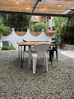 Casa Mosaiko Patio Bonito Poblado