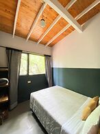 Casa Mosaiko Patio Bonito Poblado