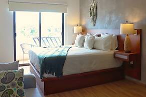 Sunset Kin Beach Apartments