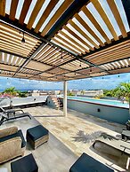 Sunset Kin Beach Apartments