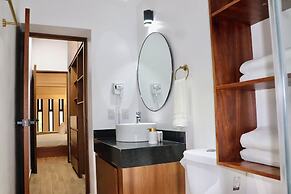 Sunset Kin Beach Apartments