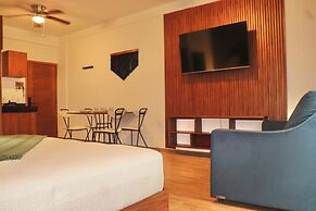 Sunset Kin Beach Apartments