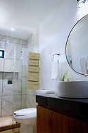 Sunset Kin Beach Apartments