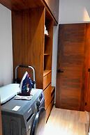 Sunset Kin Beach Apartments