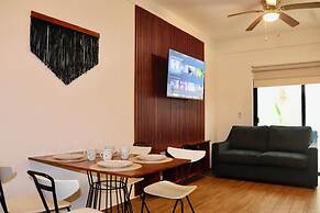 Sunset Kin Beach Apartments