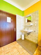 Affordable Central Rooms Near U3