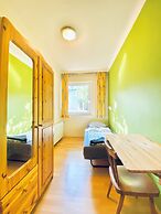 Affordable Central Rooms Near U3