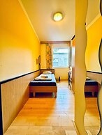 Affordable Central Rooms Near U3